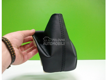 KOŽICA MENJAČA za Jeep Patriot od 2006. do 2016. god.