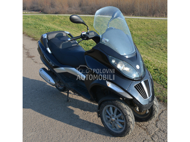 Piaggio MP3