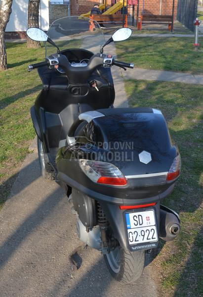 Piaggio MP3