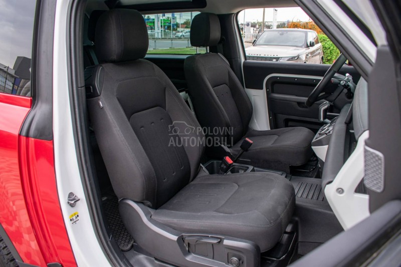 Land Rover Defender 90  P300