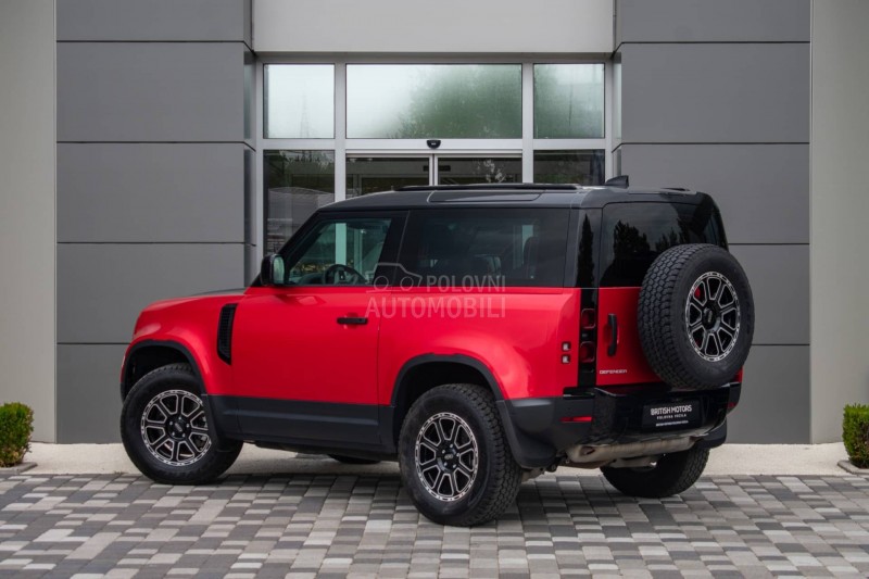 Land Rover Defender 90  P300
