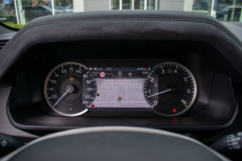 Land Rover Defender 90  P300