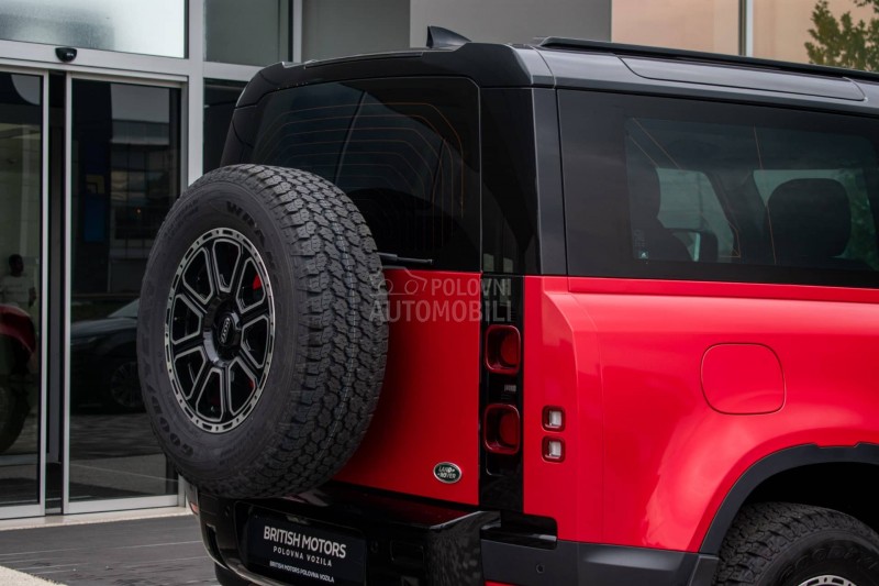 Land Rover Defender 90  P300
