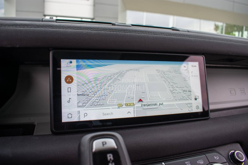 Land Rover Defender 90  P300