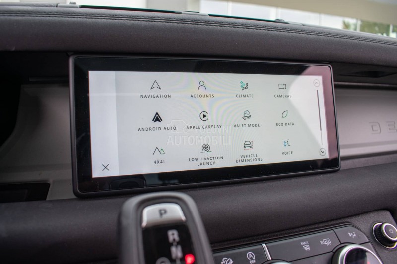 Land Rover Defender 90  P300