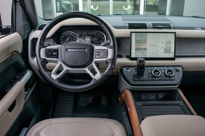Land Rover Defender SE 250