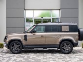 Land Rover Defender SE 250