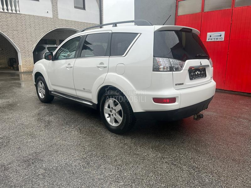 Mitsubishi Outlander 2.2 DiD