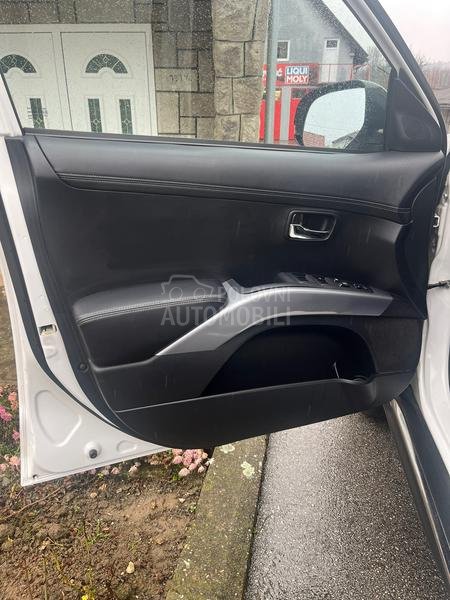 Mitsubishi Outlander 2.2 DiD