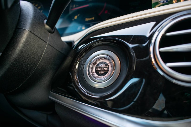 Mercedes Benz S 400 D 4 Matic