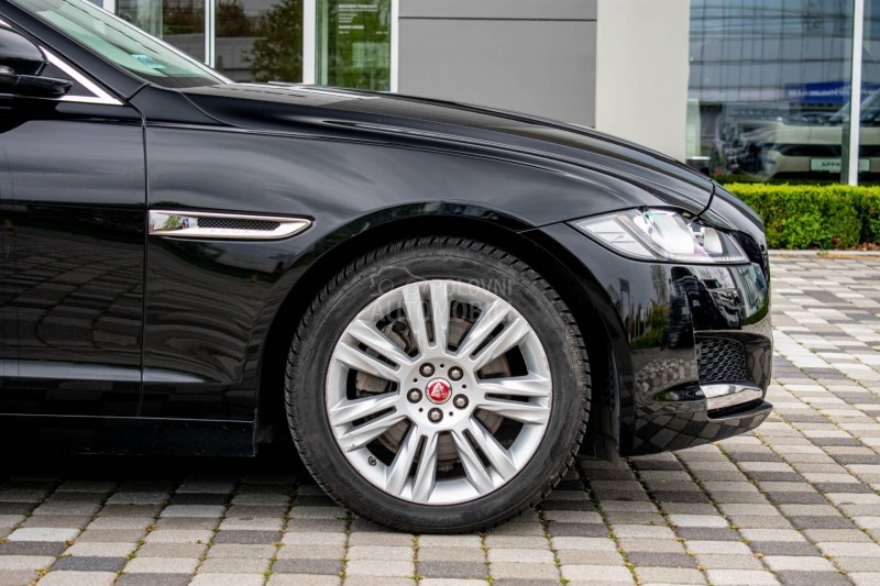 Jaguar XF 20d AWD
