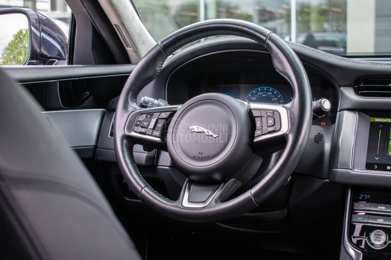 Jaguar XF 20d AWD