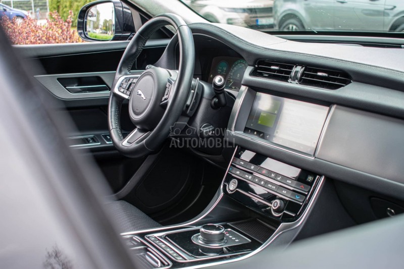 Jaguar XF 20d AWD