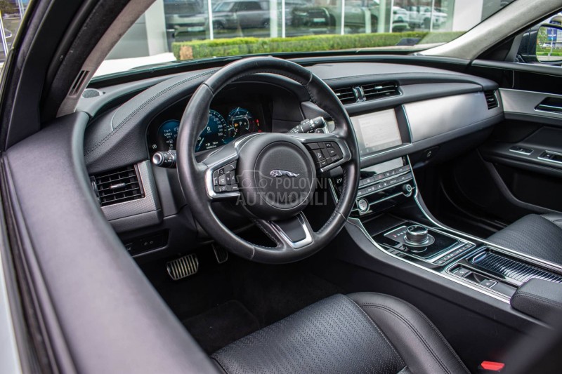 Jaguar XF 20d AWD