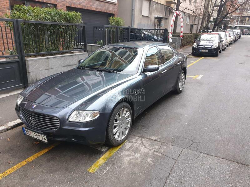 Maserati Quattroporte 