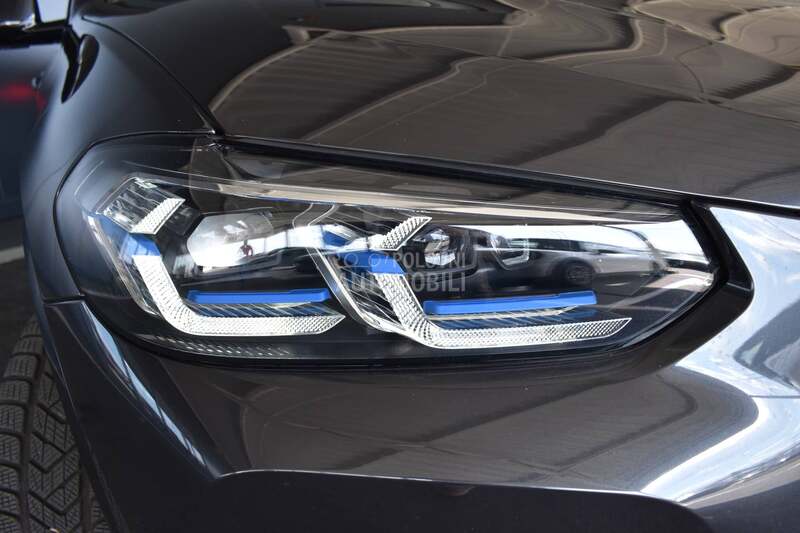 BMW X4 20d xDrive M paket