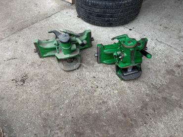 John Deere seria 6, 7