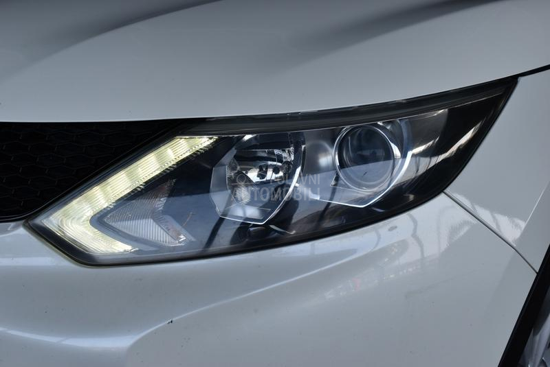 Nissan Qashqai 1.6 dCi AT