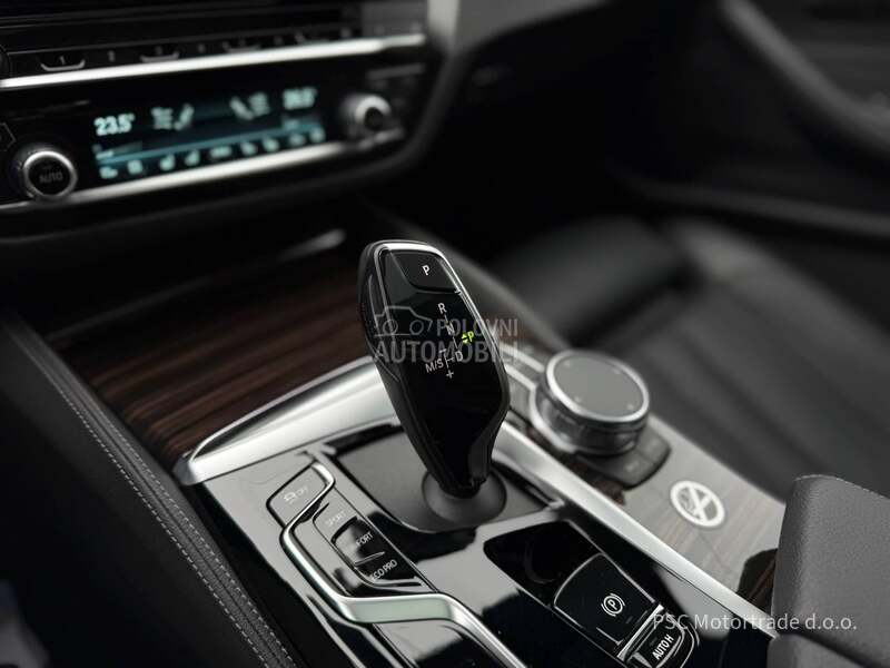 BMW 530 xD/M-Paket/Šiber