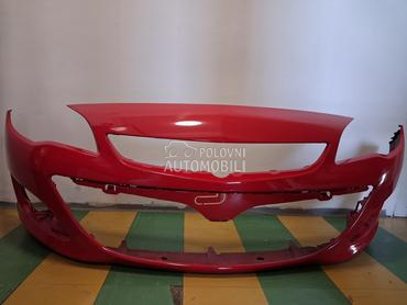 Prednji branik RISTAJL crveni za Opel Astra J od 2013. do 2015. god.
