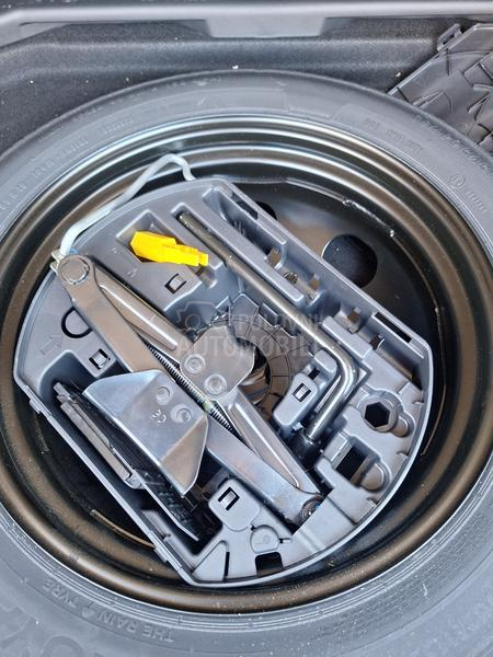 Peugeot 3008 1.5 ALLURE