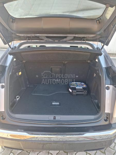 Peugeot 3008 1.5 ALLURE