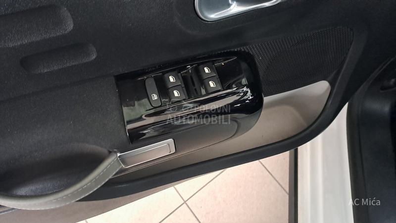 Citroen C3 1.2 PURE NAV LED USB