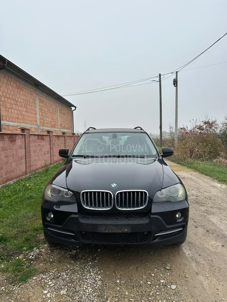 BMW X5 E70 -  kompletan auto u delovima
