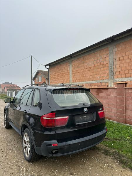 BMW X5 E70 -  kompletan auto u delovima