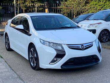 Opel Ampera 
