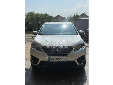 Peugeot 5008 1.2  PuteTech