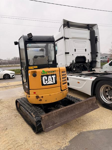 CAT 302.7