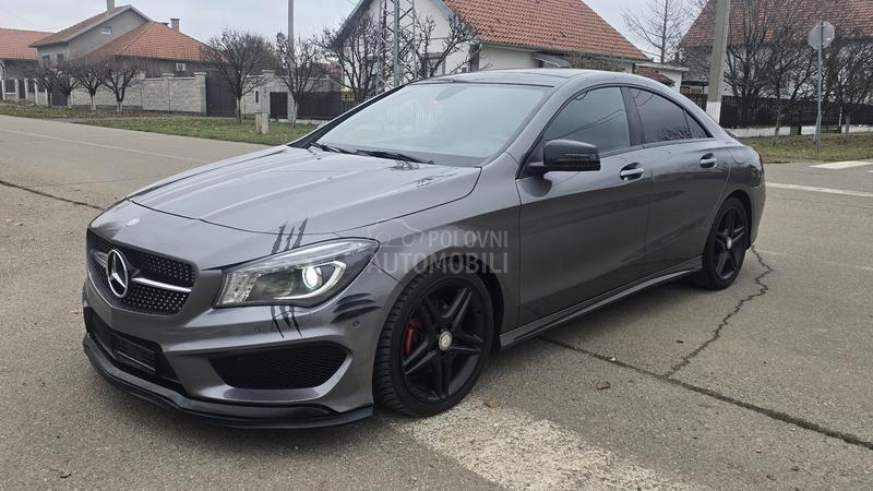 Mercedes Benz CLA 180 AMG LINE