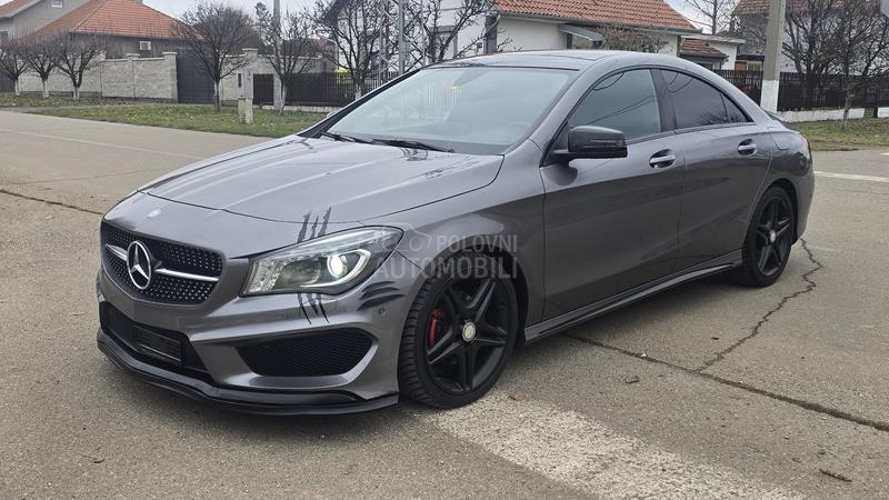 Mercedes Benz CLA 180 AMG LINE