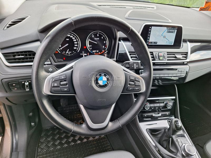 BMW 216 216 GRAND TOURER