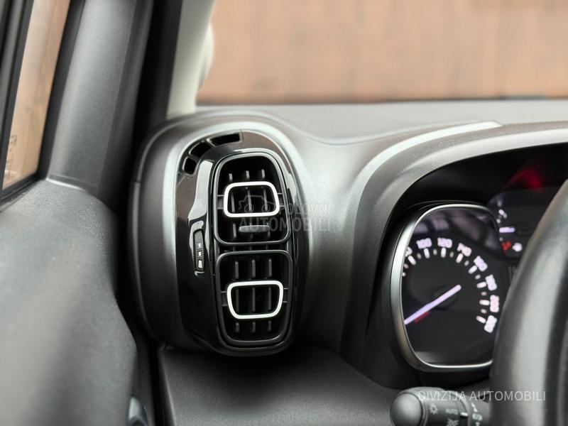Citroen C3 Aircross Led/Senzori/MT6