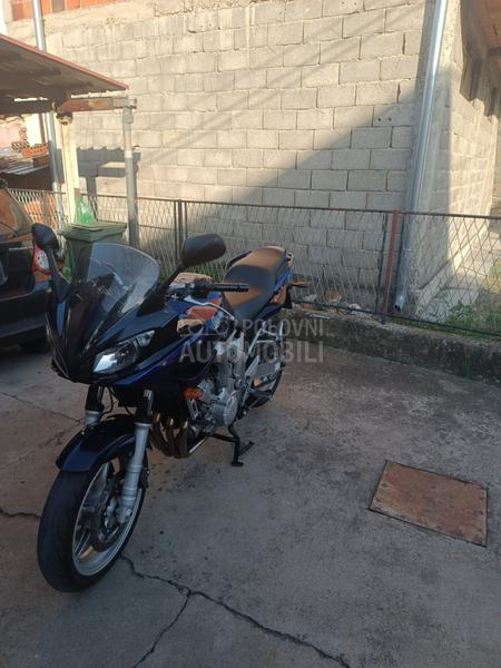 Yamaha Fazer 600