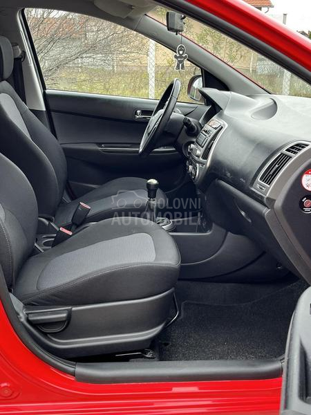 Hyundai i20 1.2Ben TOOP