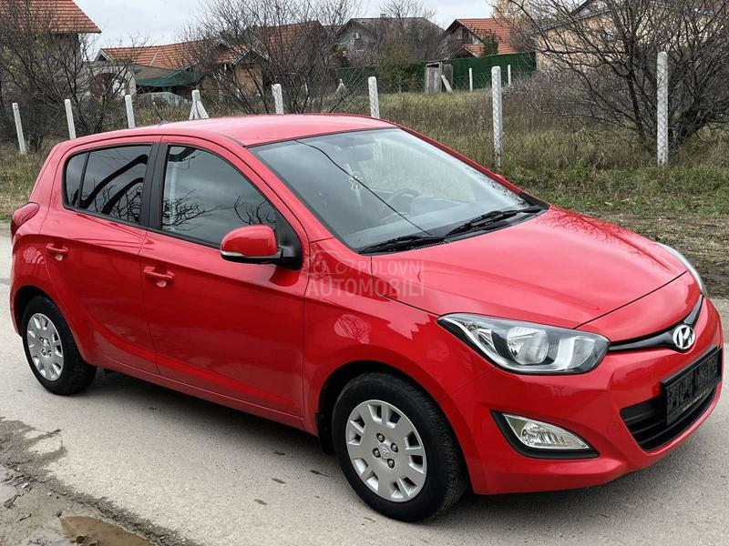 Hyundai i20 1.2Ben TOOP