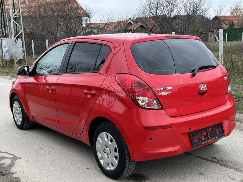 Hyundai i20 1.2Ben TOOP