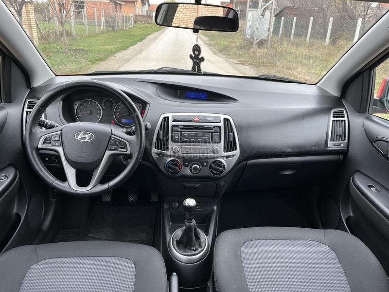 Hyundai i20 1.2Ben TOOP