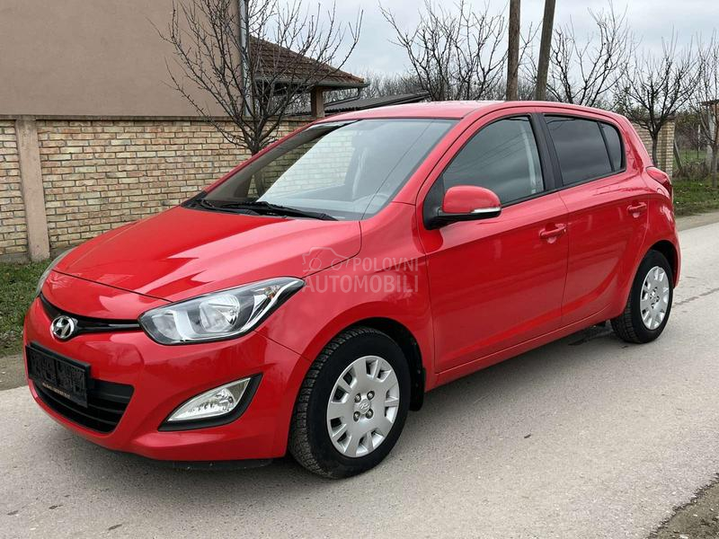 Hyundai i20 1.2Ben TOOP