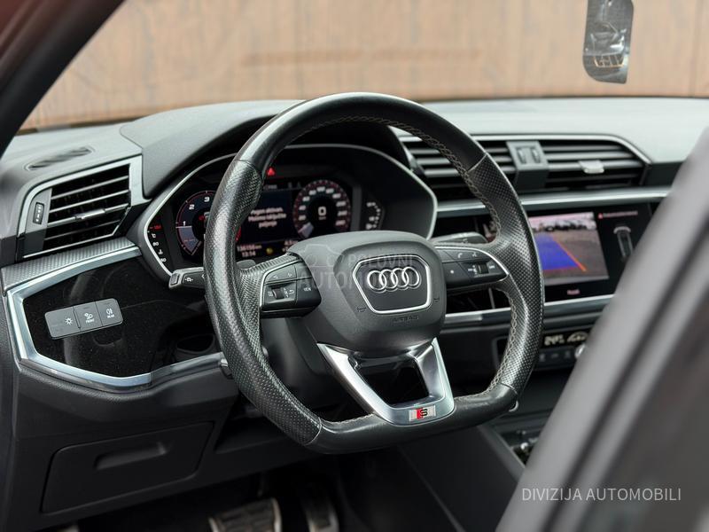 Audi Q3 S-Line/Kamera/Matrix