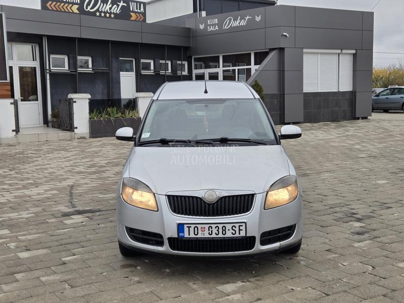 Škoda Roomster 