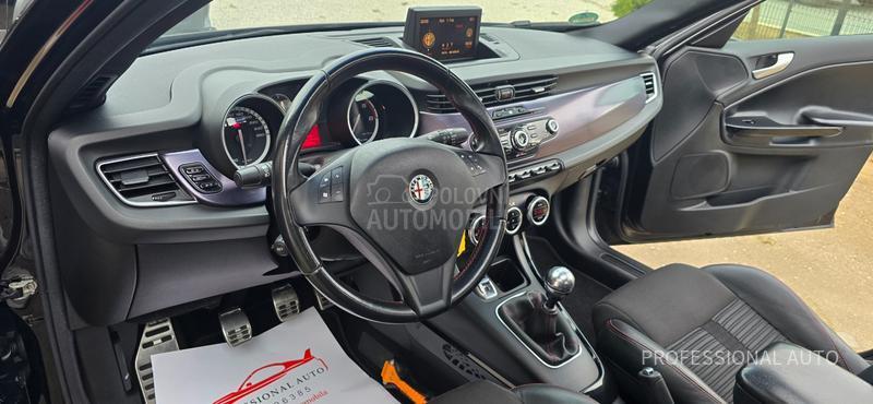 Alfa Romeo Giulietta 2.0JTDm/SPORT/PANO