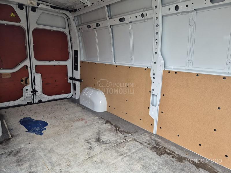 Renault Master 2.3dci L3H2