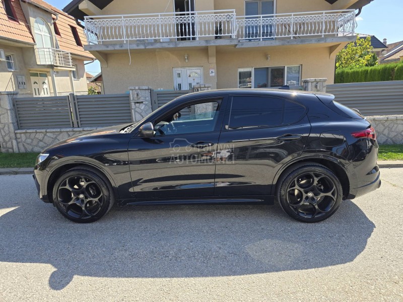 Alfa Romeo Stelvio Q4 ESTREMA