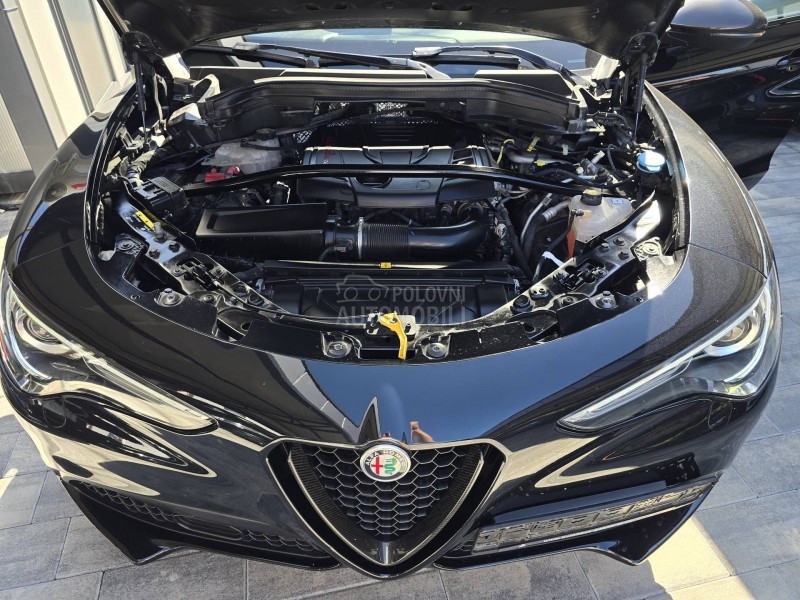 Alfa Romeo Stelvio Q4 ESTREMA