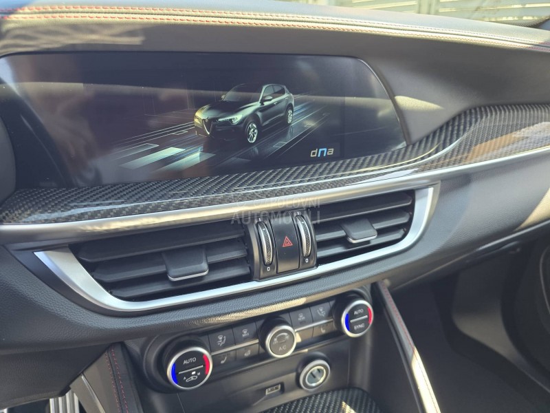 Alfa Romeo Stelvio Q4 ESTREMA
