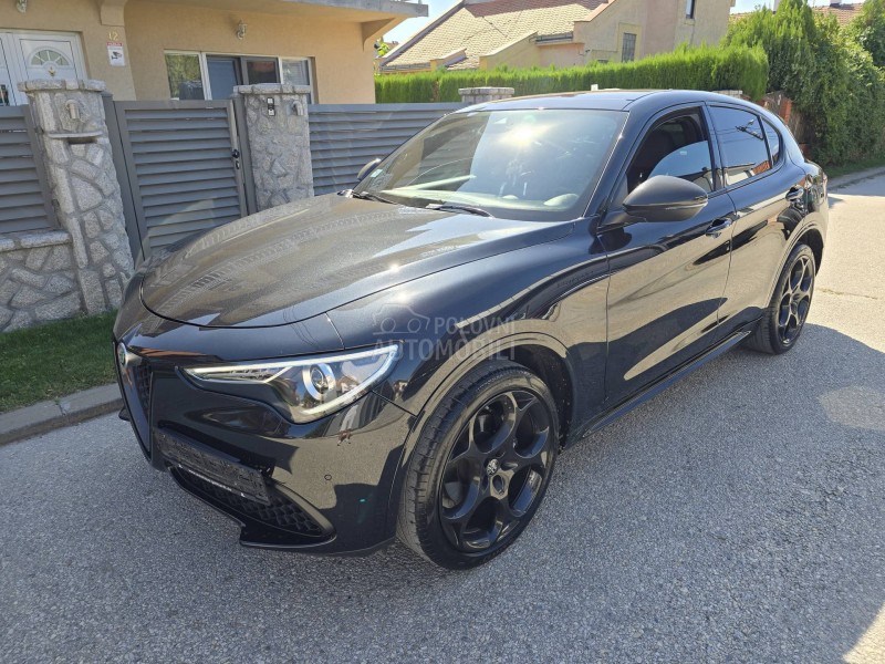 Alfa Romeo Stelvio Q4 ESTREMA